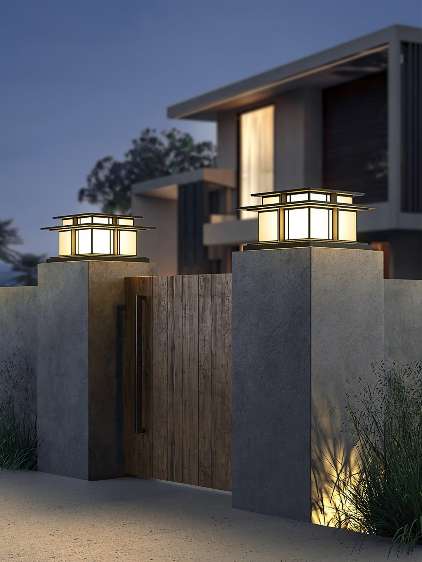 Boilyn Pillar Outdoor Light