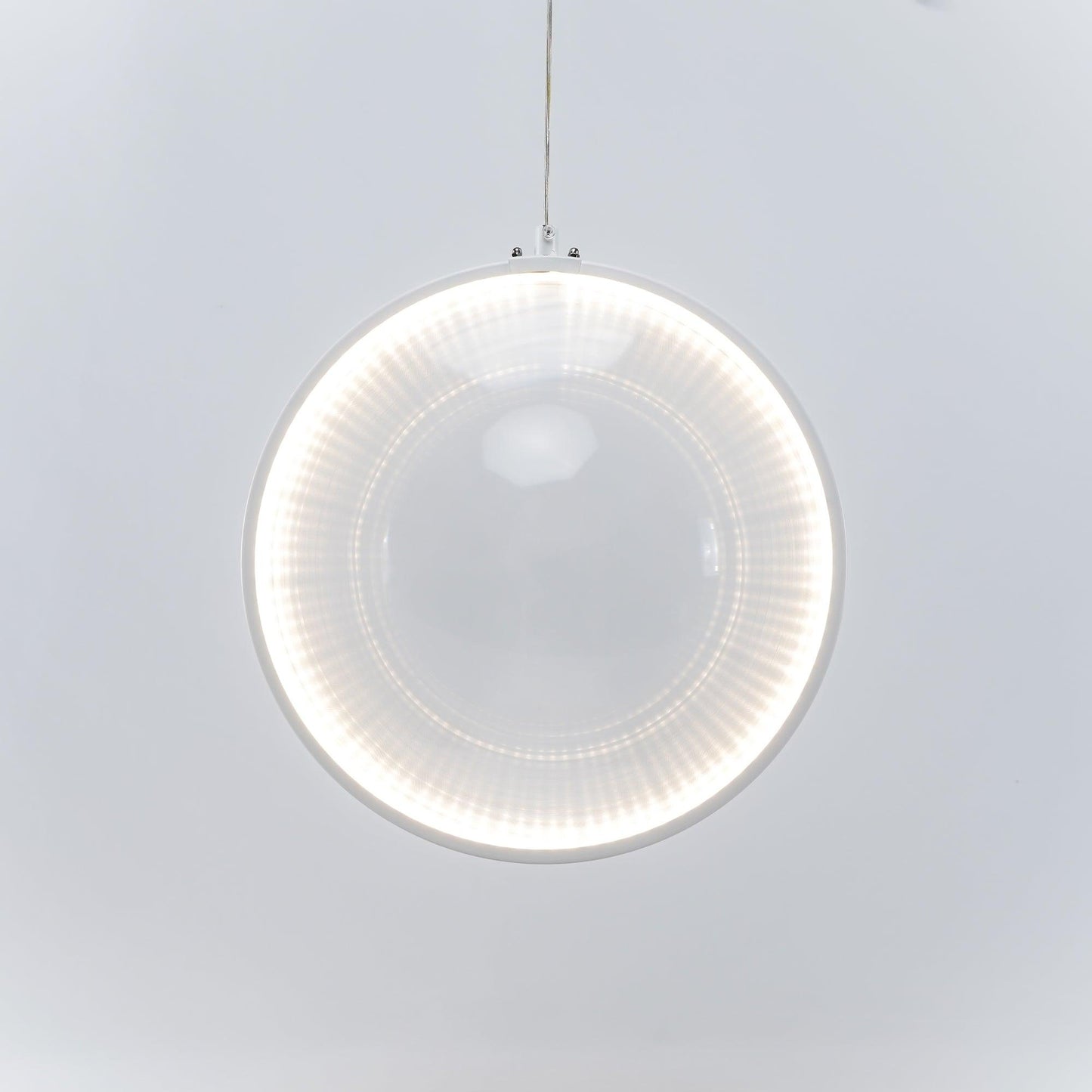 Focus Pendant Light