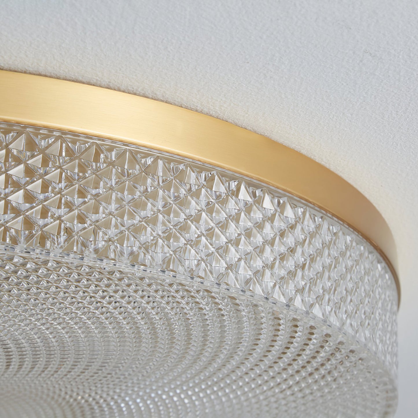 Glimmering Striped Ceiling Light