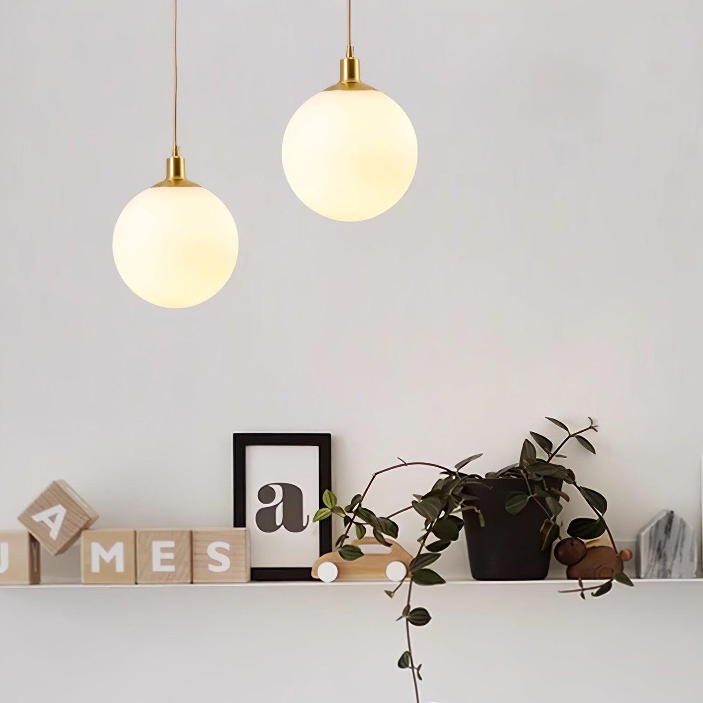 Holly Pendant Light