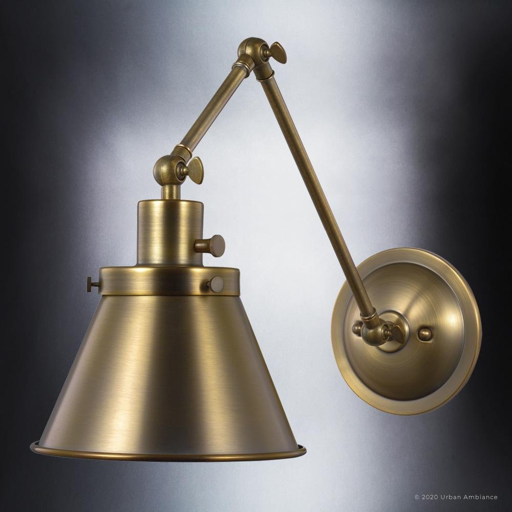 UHP3322 Traditional Wall Light, 14.375"H x 8.25"W, Olde Brass Finish, Pawtucket Collection